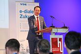 VDE Bayern Zukunftsforum 2023 - E-Mobility - Chancen und Herausforderungen für die Mobilitätswende VDE Bayern Zukunftsforum 2023 - E-Mobility - Chancen und Herausforderungen für die Mobilitätswende
